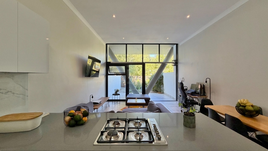1 Bedroom Property for Sale in Paardevlei Western Cape